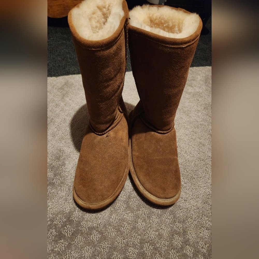 Bearpaw boots